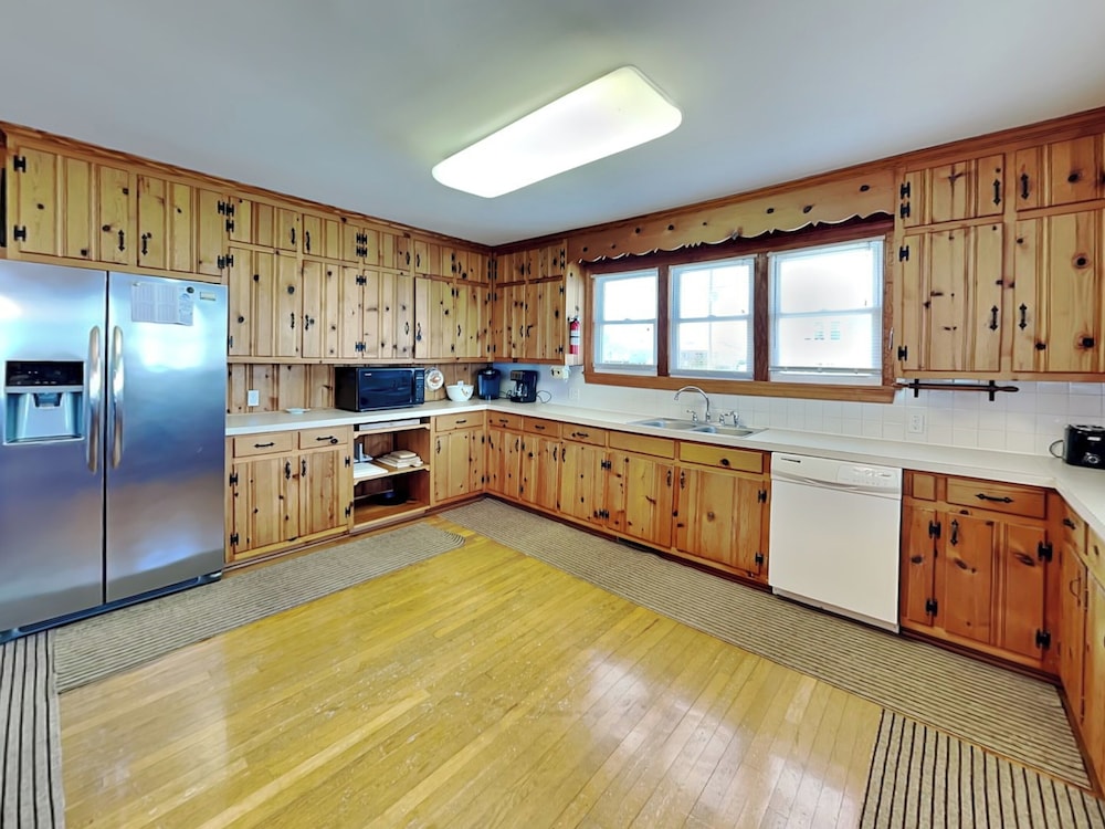 The Caroline by Topsail Realty