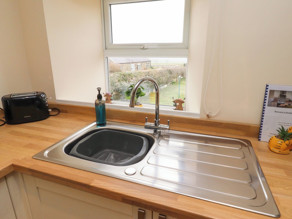 Henhill Lodge