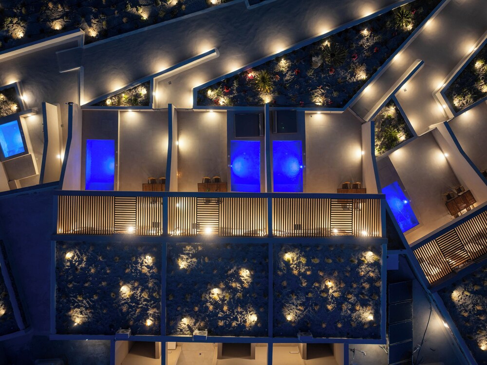 Illusion Suites