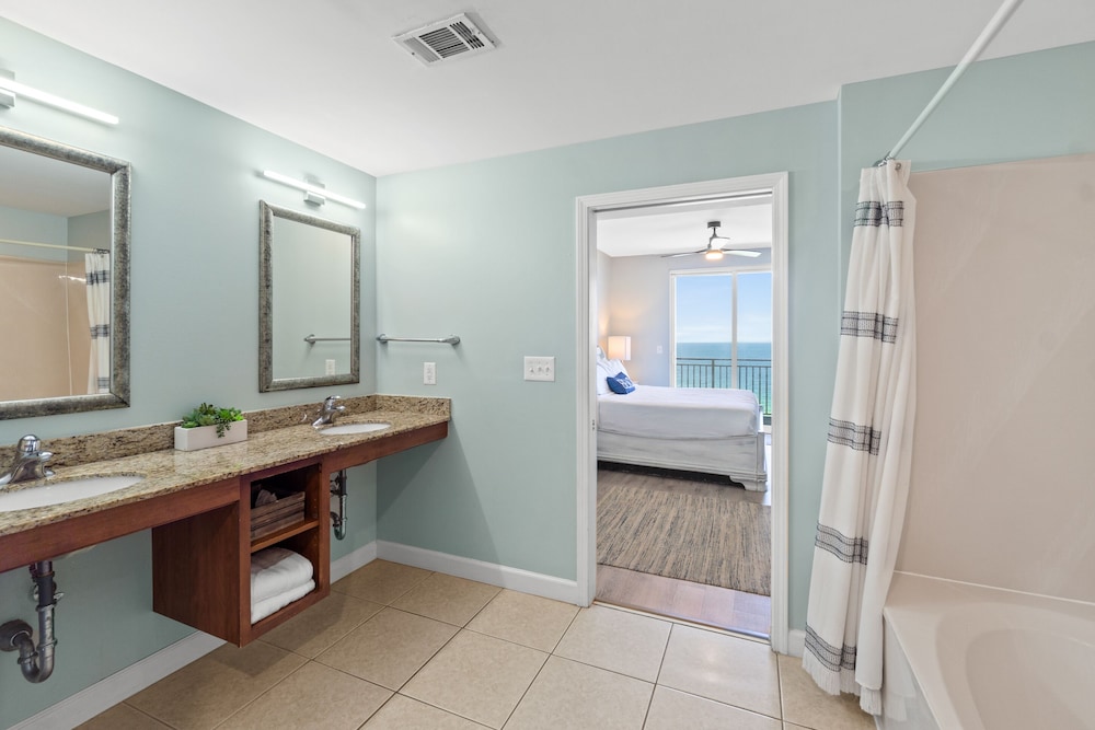 Splash Beach Resort by Panhandle Getaways