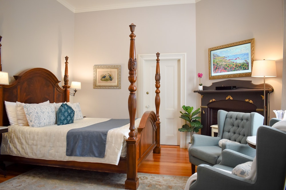 Ashland Vacations - McCall House Boutique Inn - Property Image 57