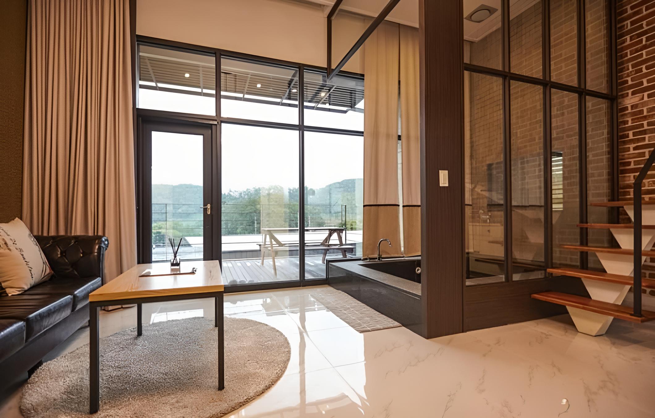 Cheongju Okhwayongsojelpyeong Pension