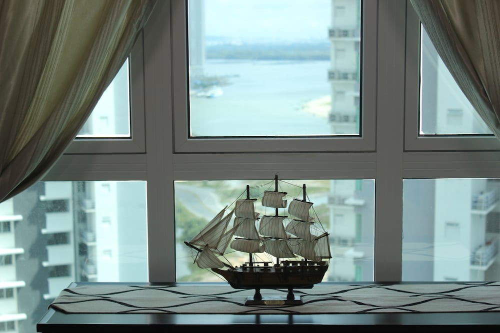 City Living with Panoramic Sea Views at Danga Bay