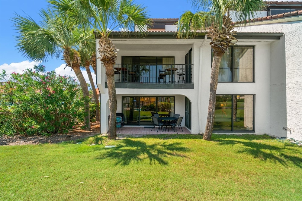 Edgewater Villa 1507 view 3