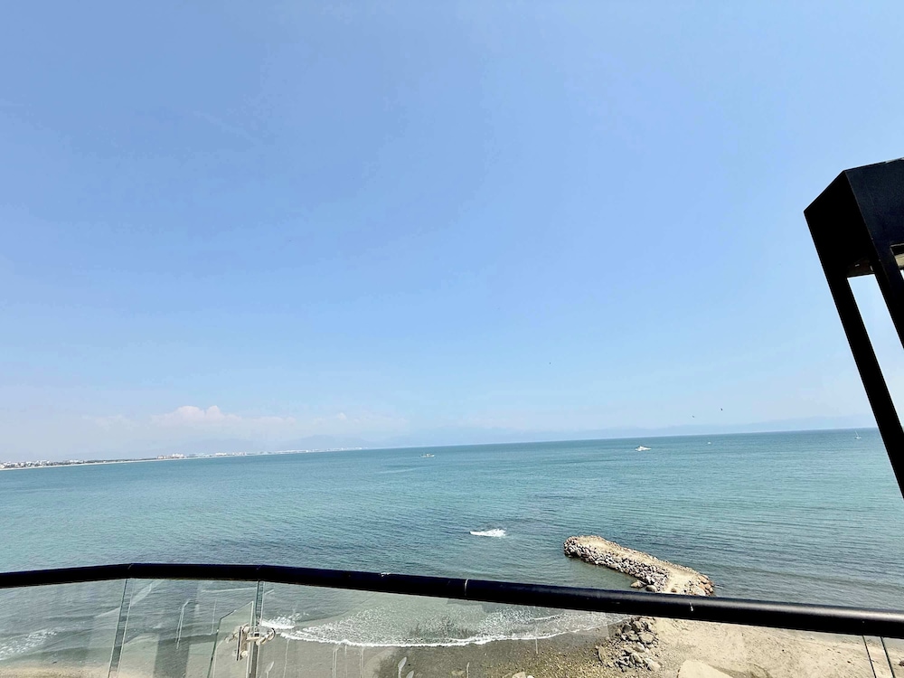Tizate 3BR Private Beach Stunning View