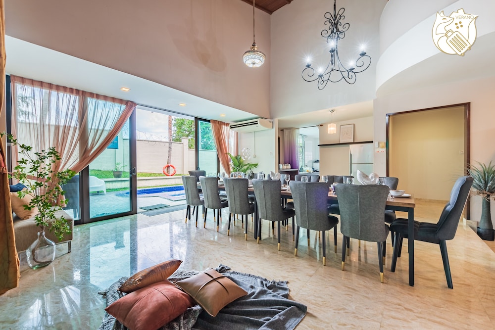 6BR Ampang Pool Villa 26P with Garden photo 6