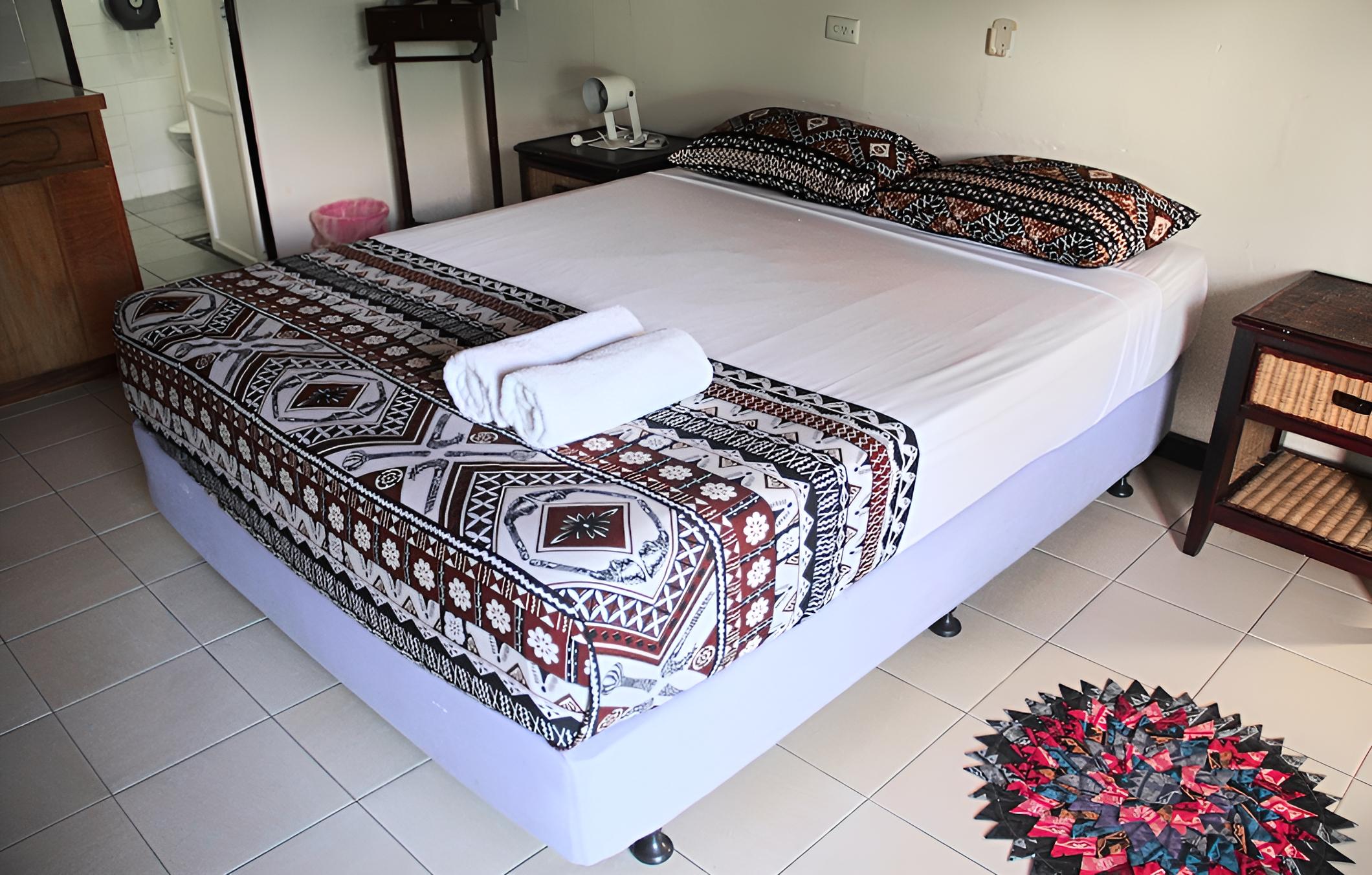 Travellers Beach Resort - Hostel