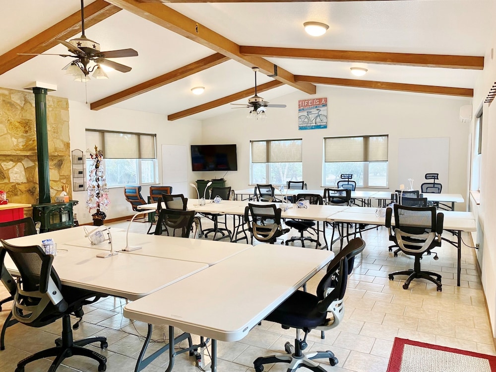 meeting & event spaces