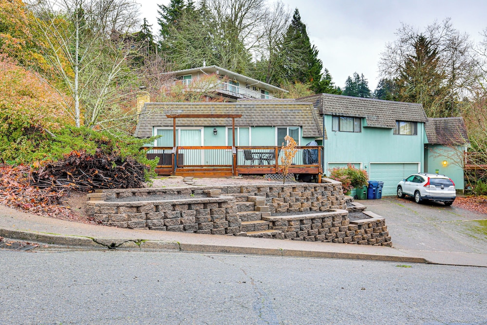 2 Mi to University of Oregon: Pet-friendly Abode