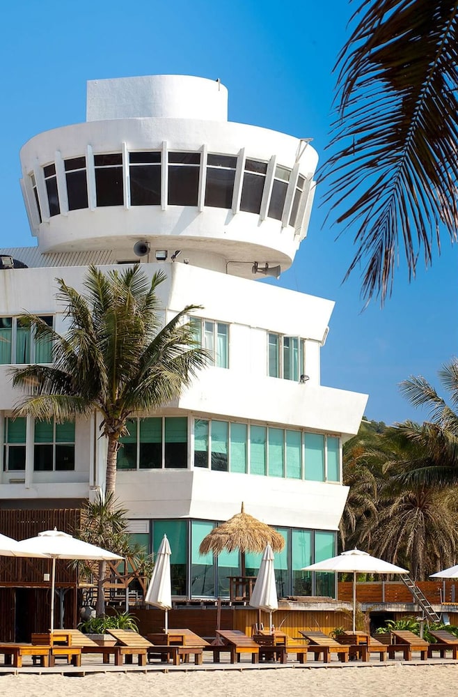 Sizihwan Sunset Beach Resort
