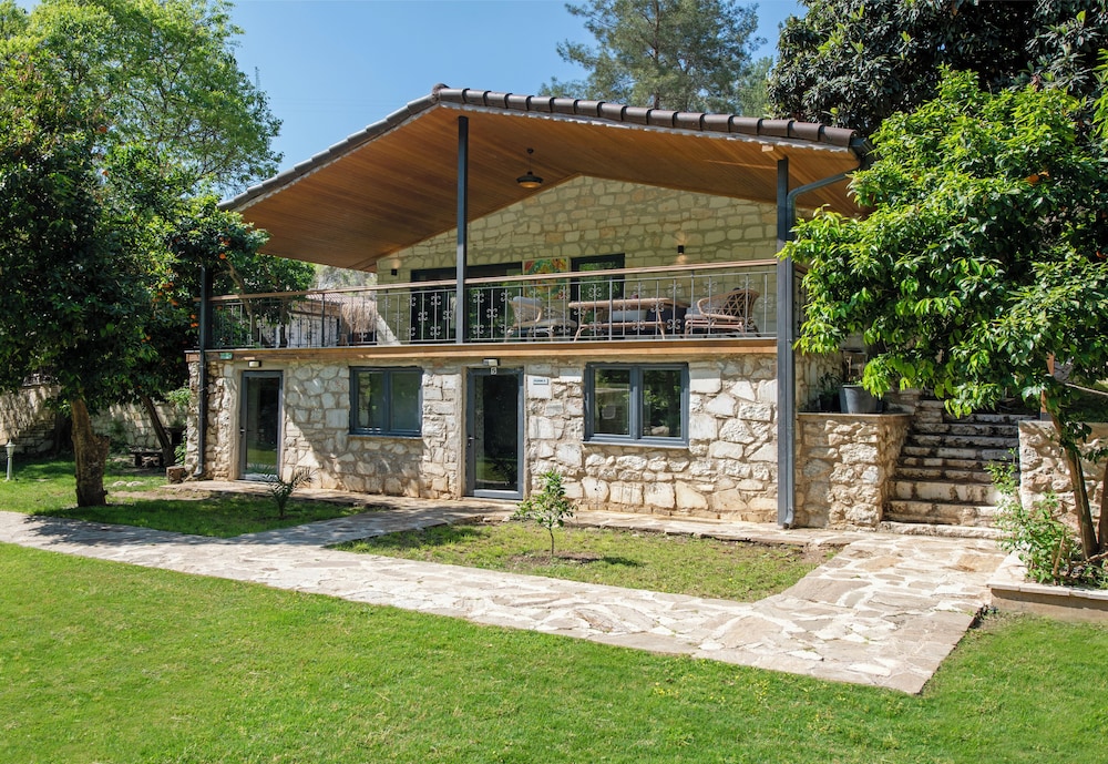 YUSALİS GARDEN HOTEL