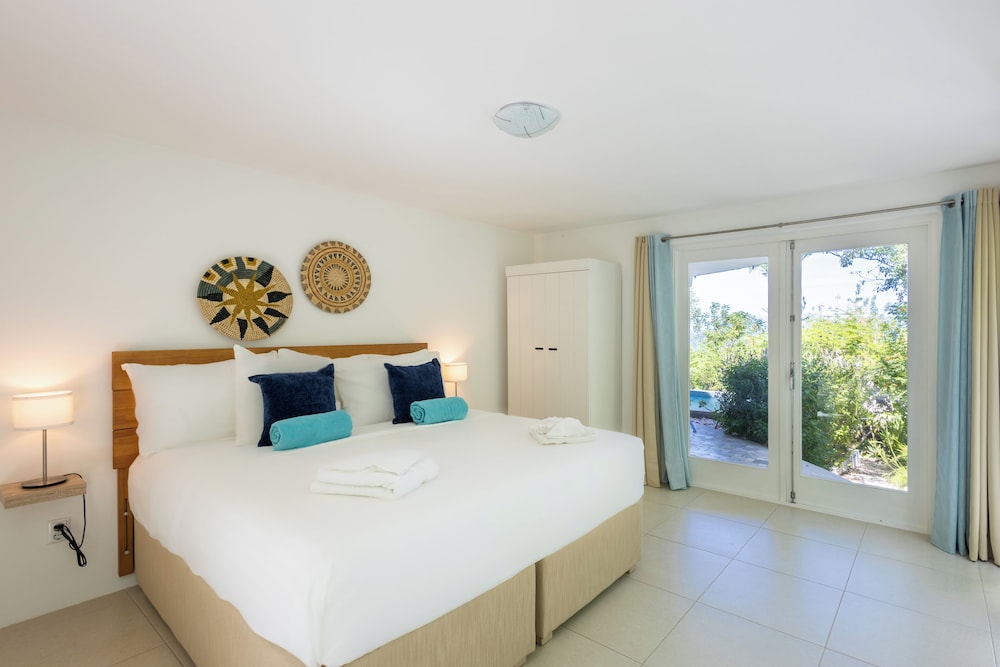 Coral Estate Holidays
