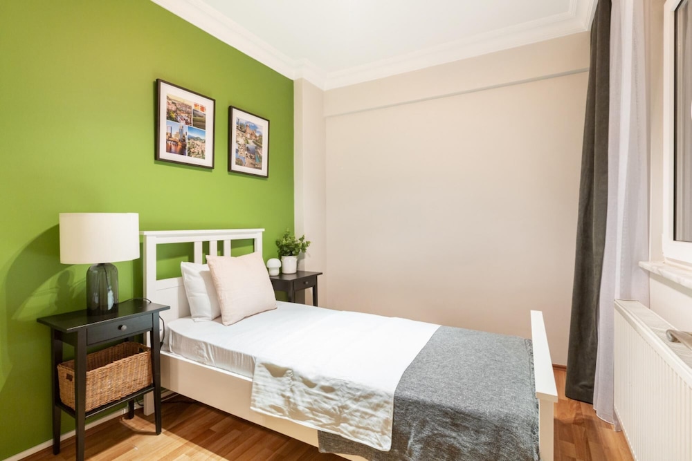 Missafir Exclusive and Central Flat in Nisantasi