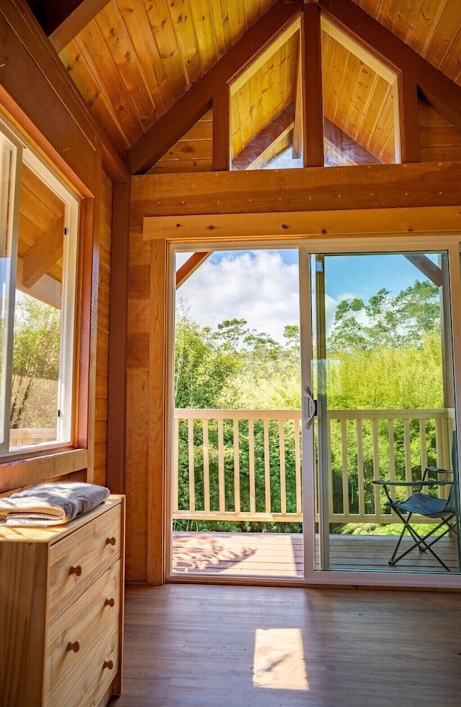 Kikala Waterfall Lodge