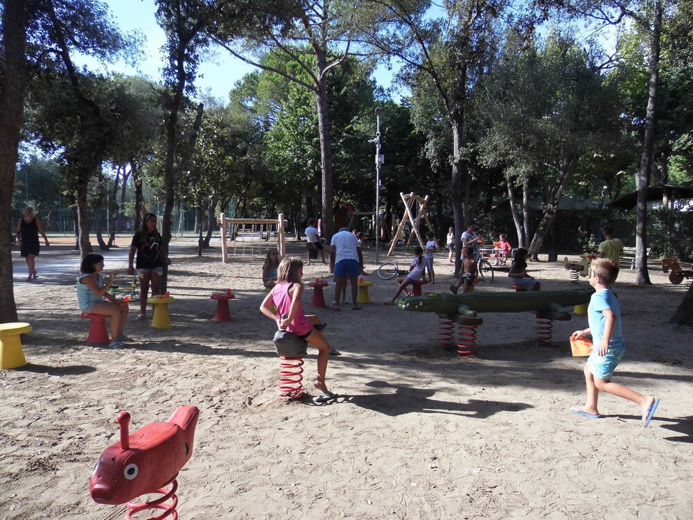 Club Del Sole Viareggio Family Collection