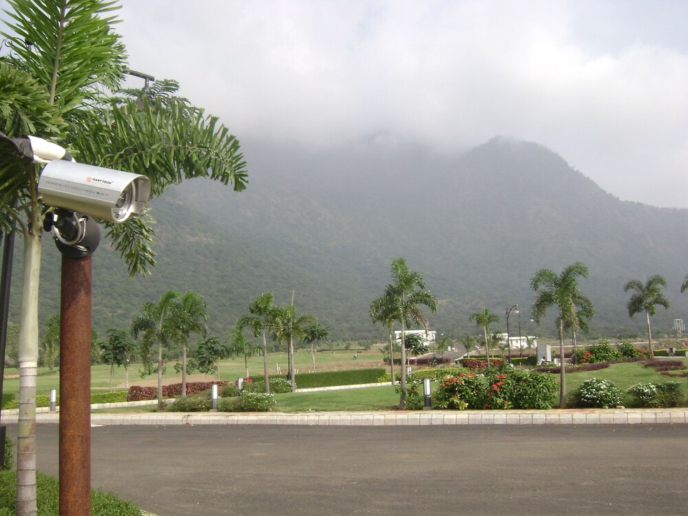BAHRI BEAUTIFUL COUNTRY