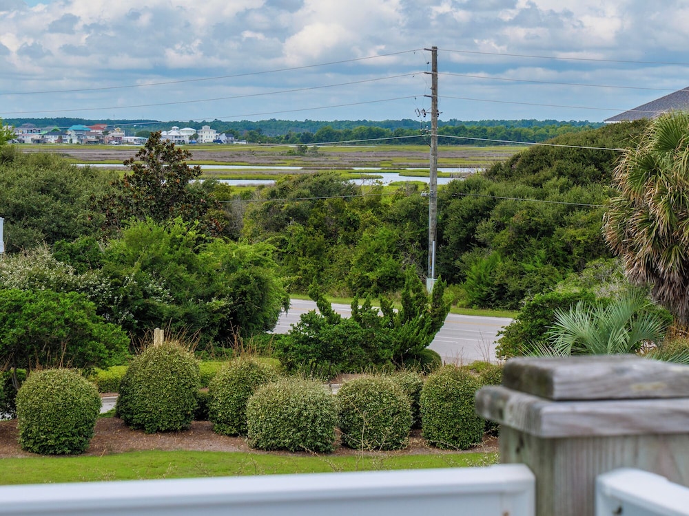 Summer Wynd by Topsail Realty