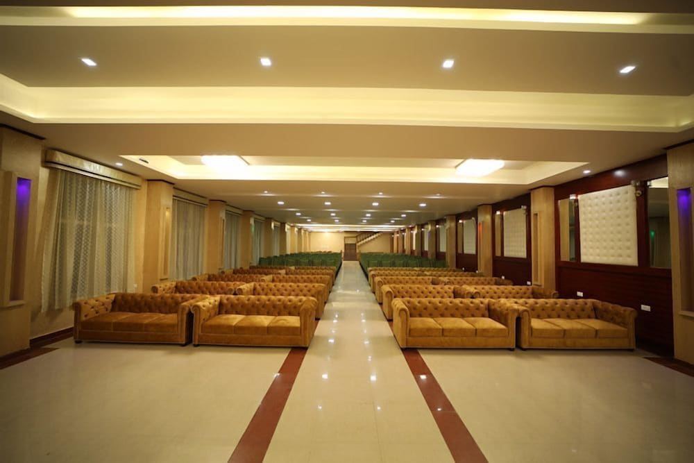 meeting & event spaces