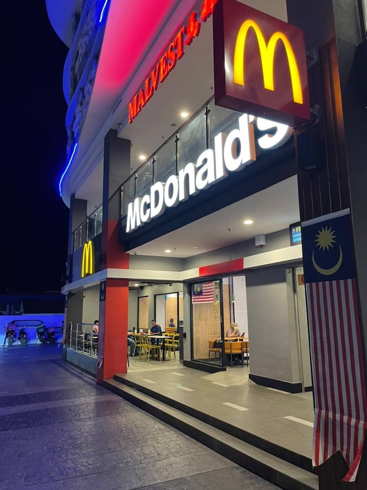 Golden Troika Kota Bharu Homestay - 2 Bedroom