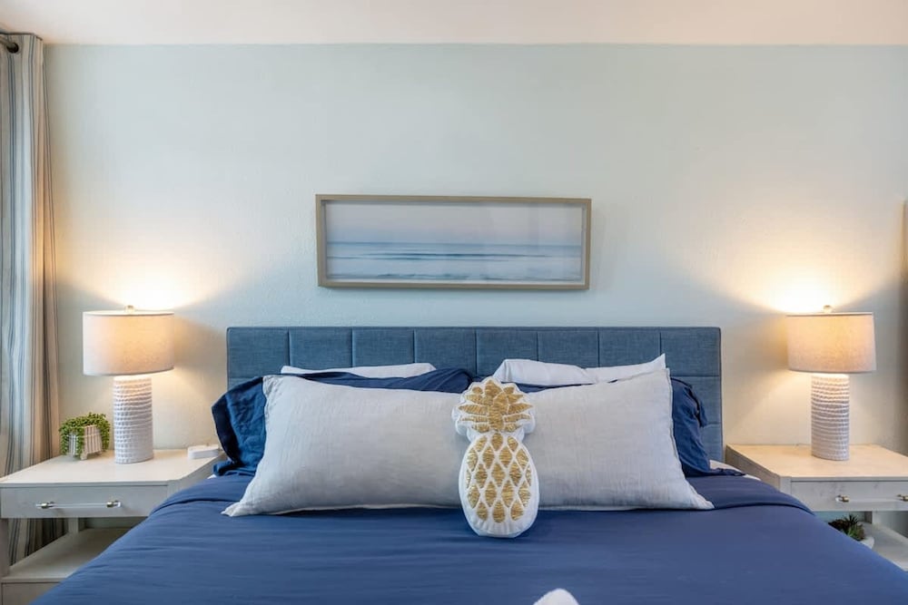 Fun Family-friendly Largo Home Heated Pool
