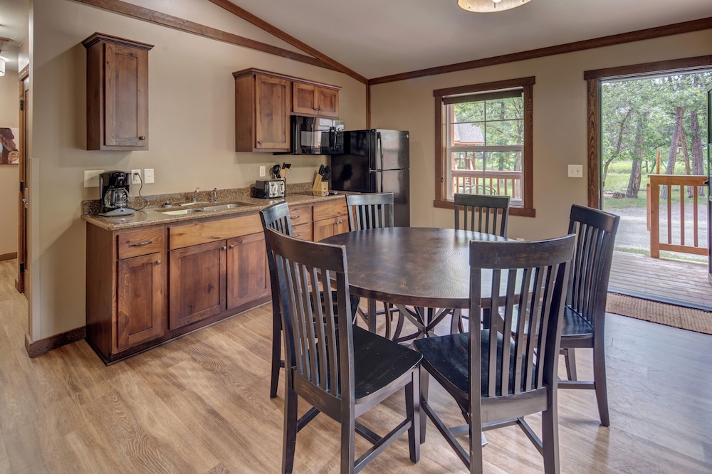 State Game Lodge at Custer State Park Resort