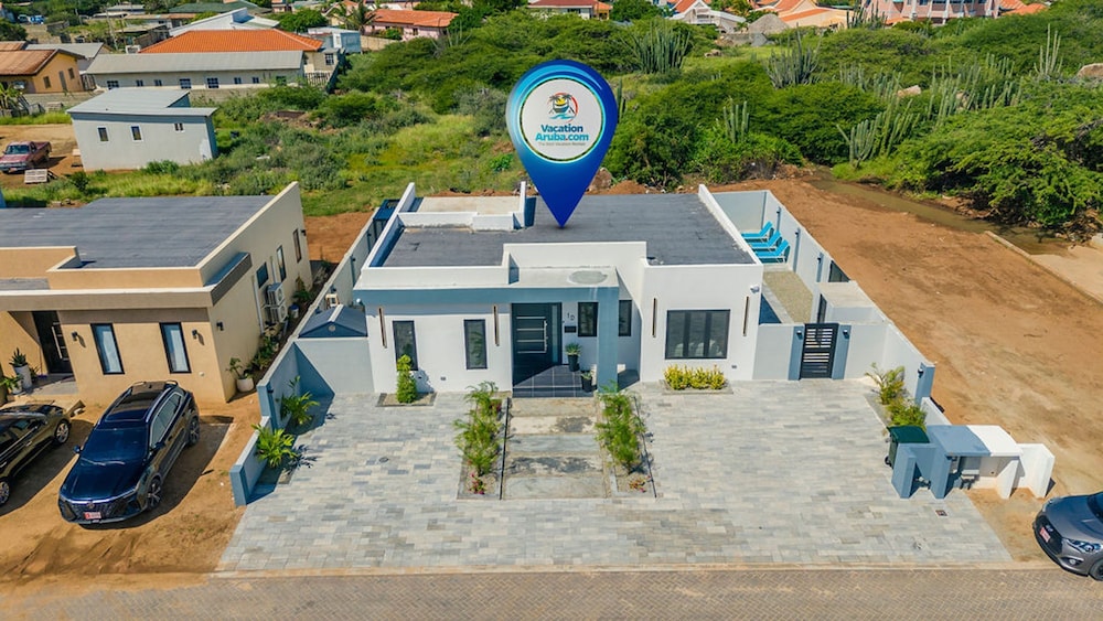La Perla 2br2ba Home w Private Pool Patio BBQ
