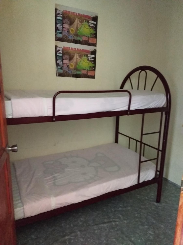 Kinabalu Poring Vacation Lodge - Hostel