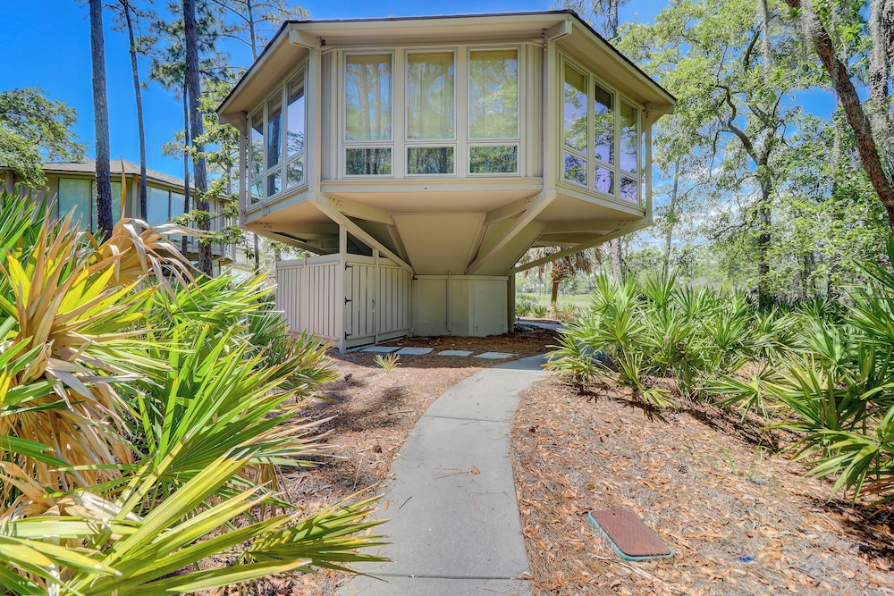 2070 Deer Island at The Sea Pines Resort