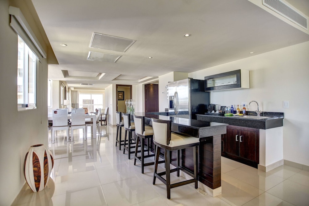 Royalton Hideaway Punta Cana, An Autograph Collection All-Inclusive Resort & Casino – Adults Only