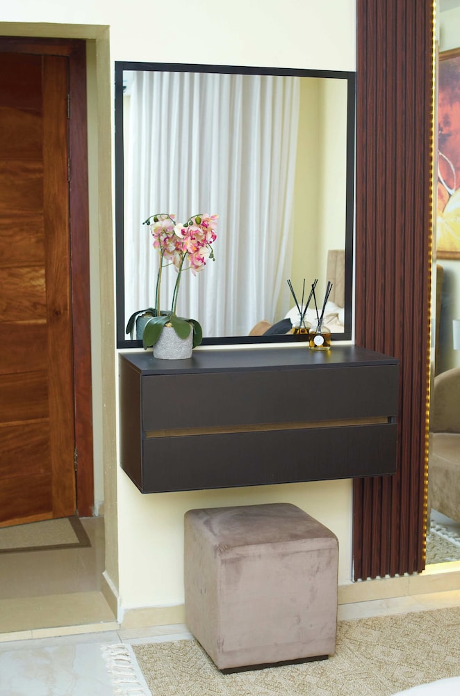 Beautiful 2-bed Apartment in Lekki
