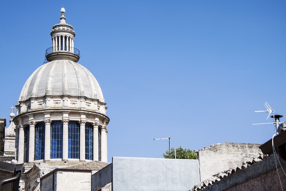 BFAME - Cornice Barocca