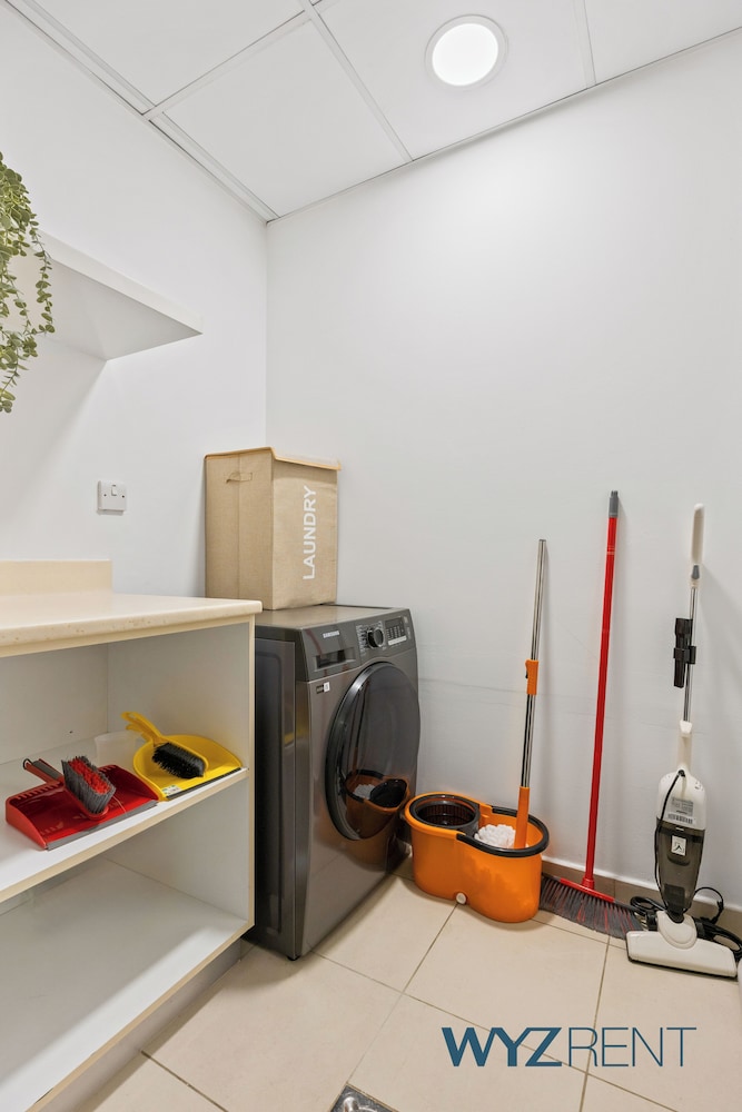 Creekside Haven 2BR Marsa Plaza DFC