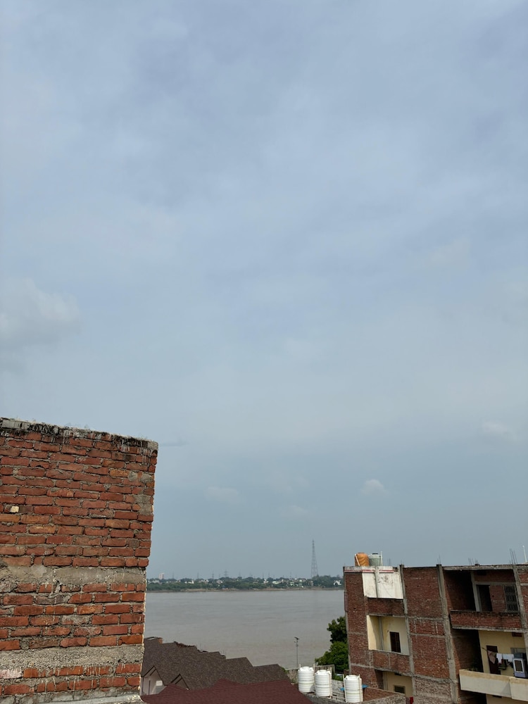 Atharv hotel