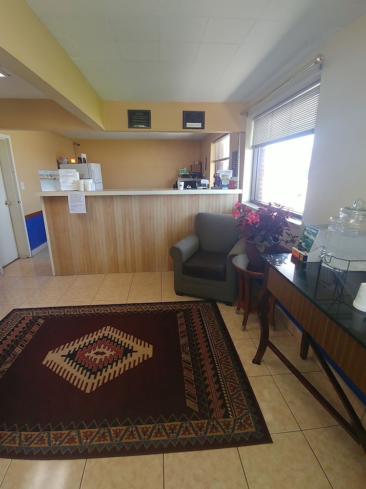 Travelodge by Wyndham Great Bend view 3