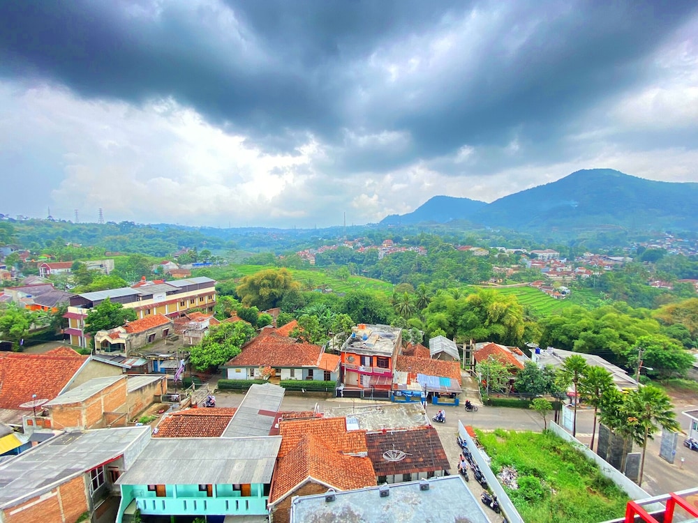 Warm And Cozy Studio At Taman Melati Jatinangor Apartment view 5