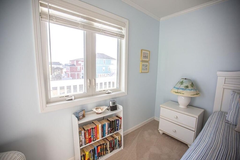 Feelin' Beachy-7a 2 Bedroom Home by RedAwning - Property Image 5