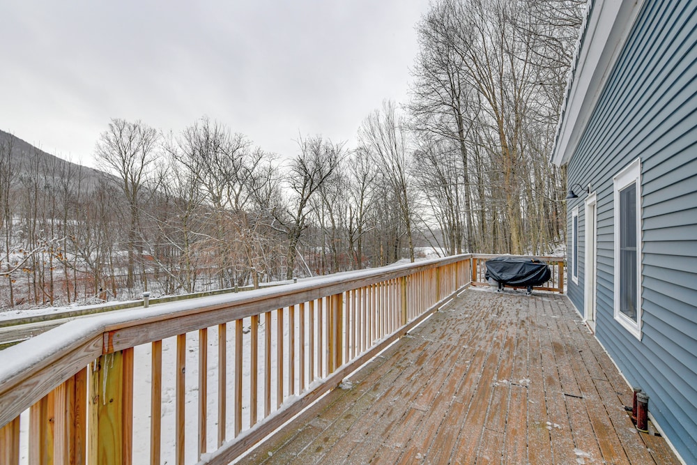 Ski, Hike & Bike: Family-friendly Belvidere Escape
