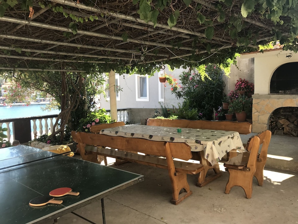 Svetka - 10m From the sea - A8 view 3