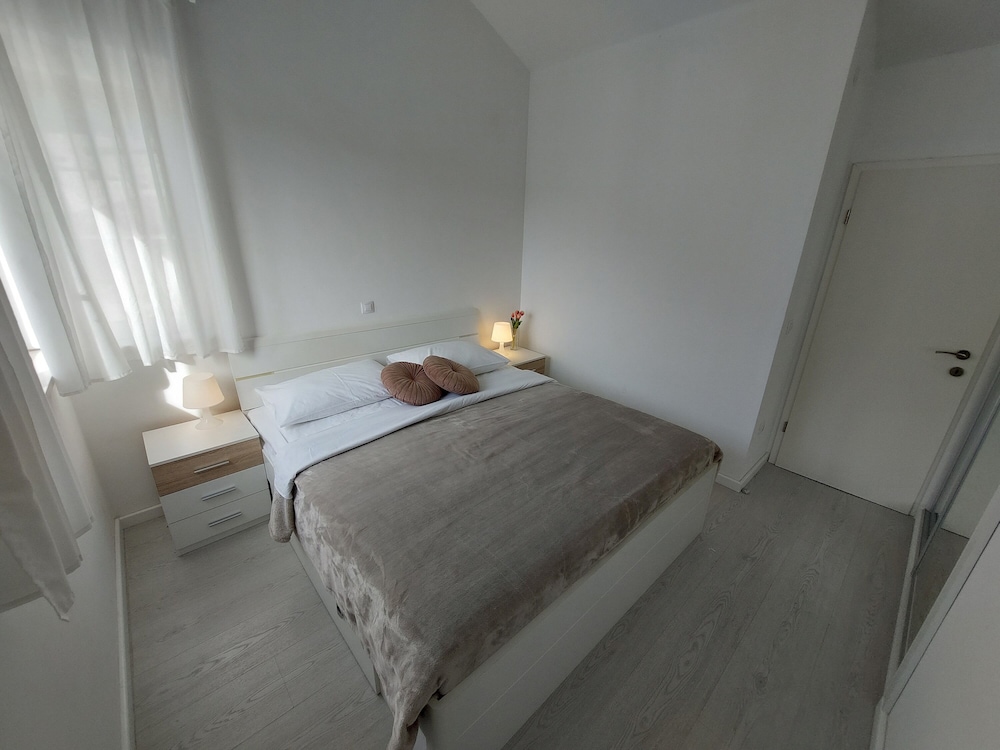Blue Bay Apartment