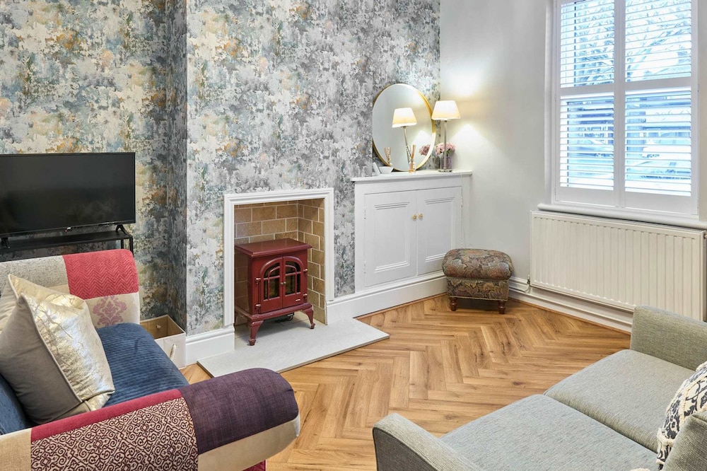 Host Stay Railway Cottages