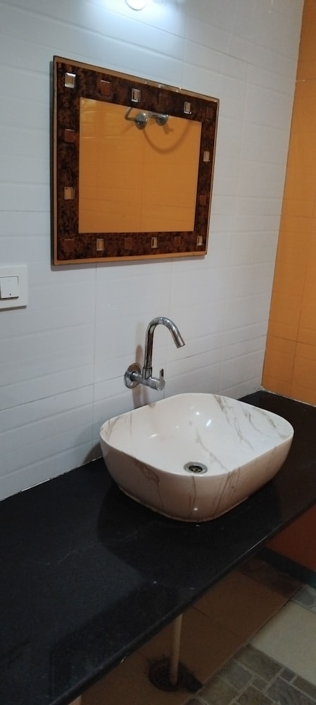 Pavanputra Resort Hassan