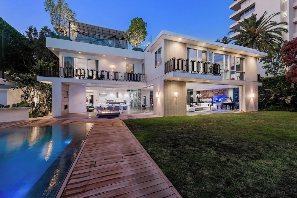 Alta Royale - Exquisite Designer Retreat Near Soho House & Rodeo Drive