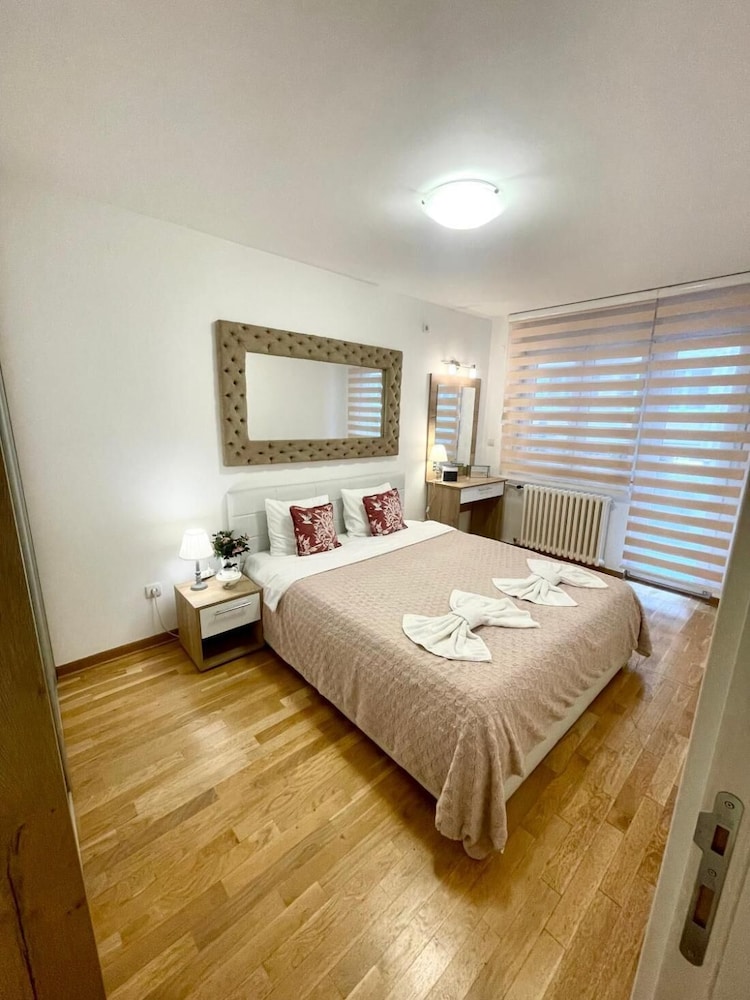 Tiara Vracar Apartment