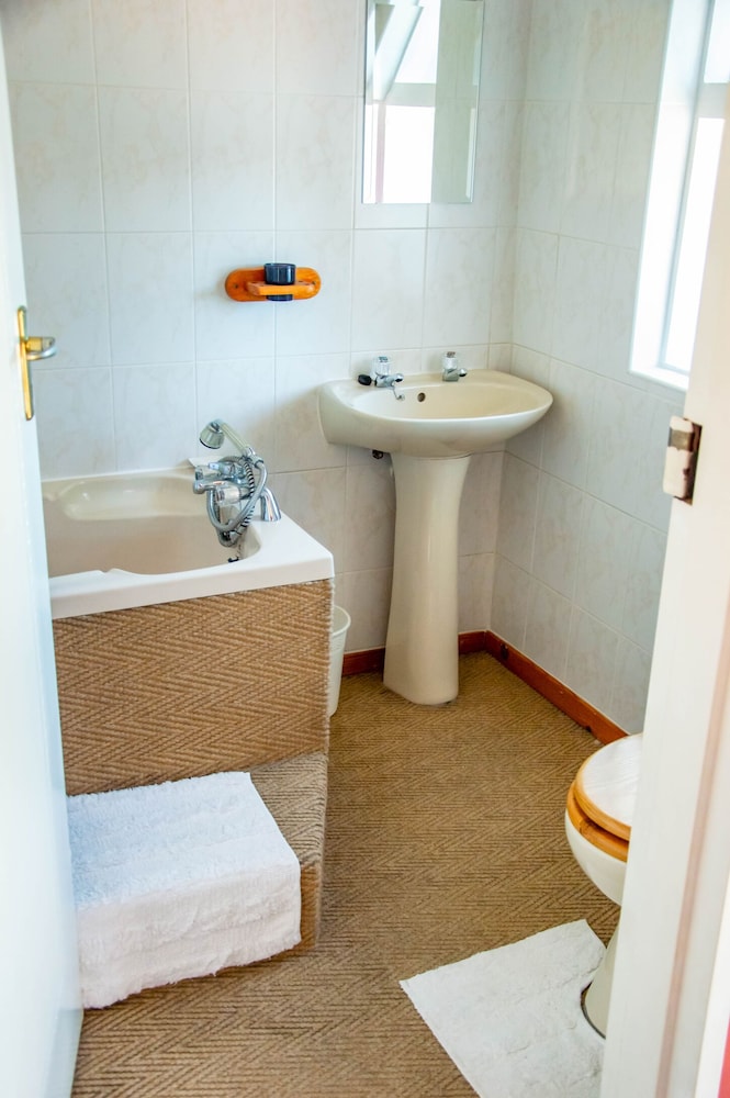 Deo Gratia Guest House view 5