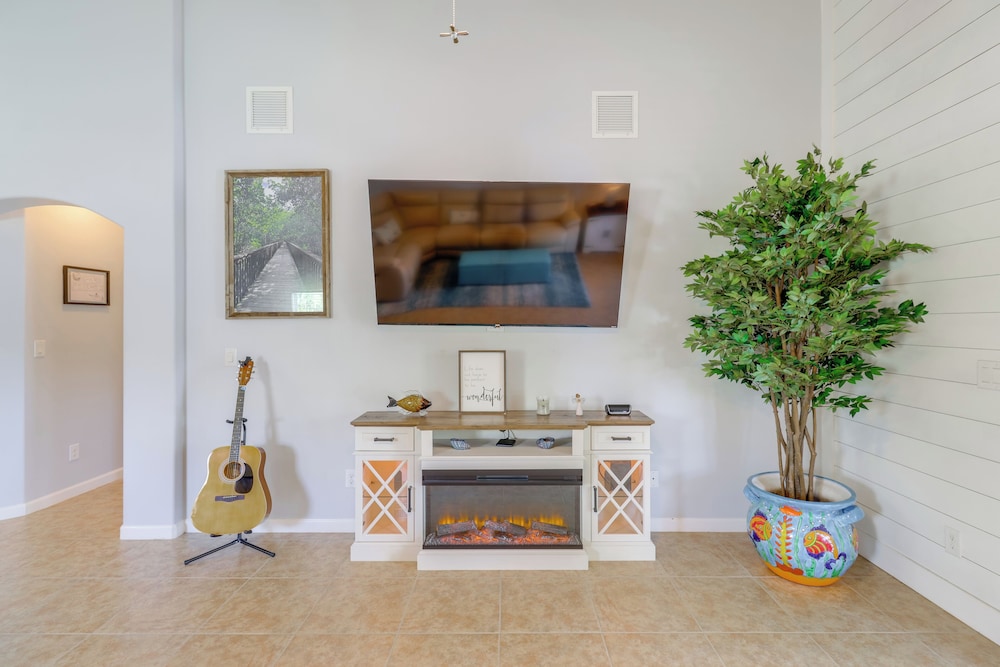Family Home w/ Outdoor Oasis in Vero Beach!