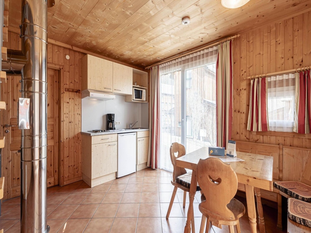 Spacious Chalet near Ski Area in Sankt Georgen ob Murau