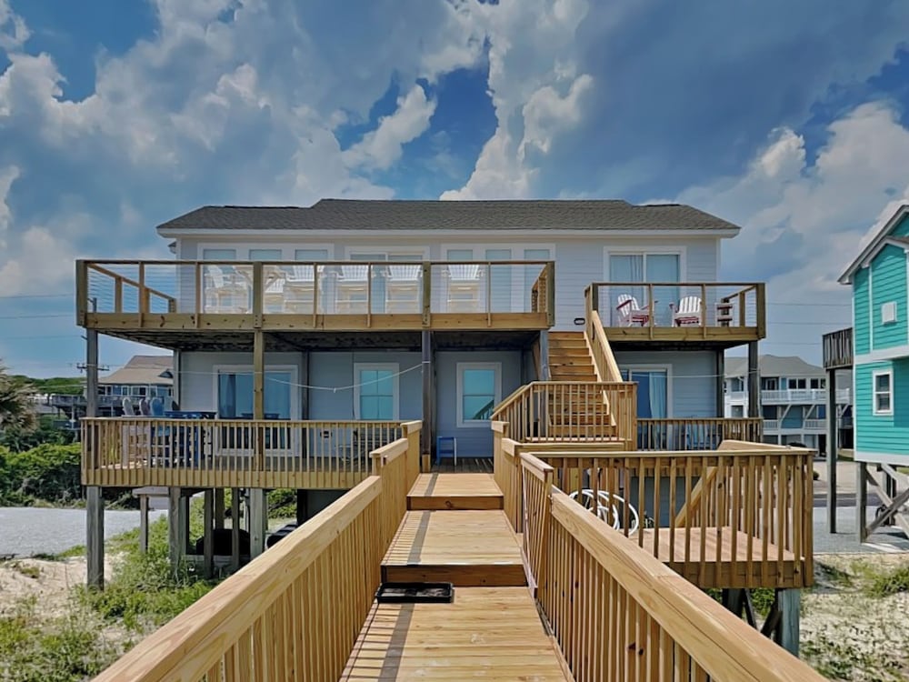 The Salty Spot by Topsail Realty