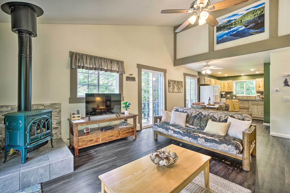 Cozy Condo on Fall River - 1 Mile to Rmnp Gate! - Property Image 33