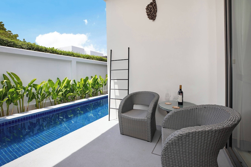 Private Pool Villa Casafit near Laguna