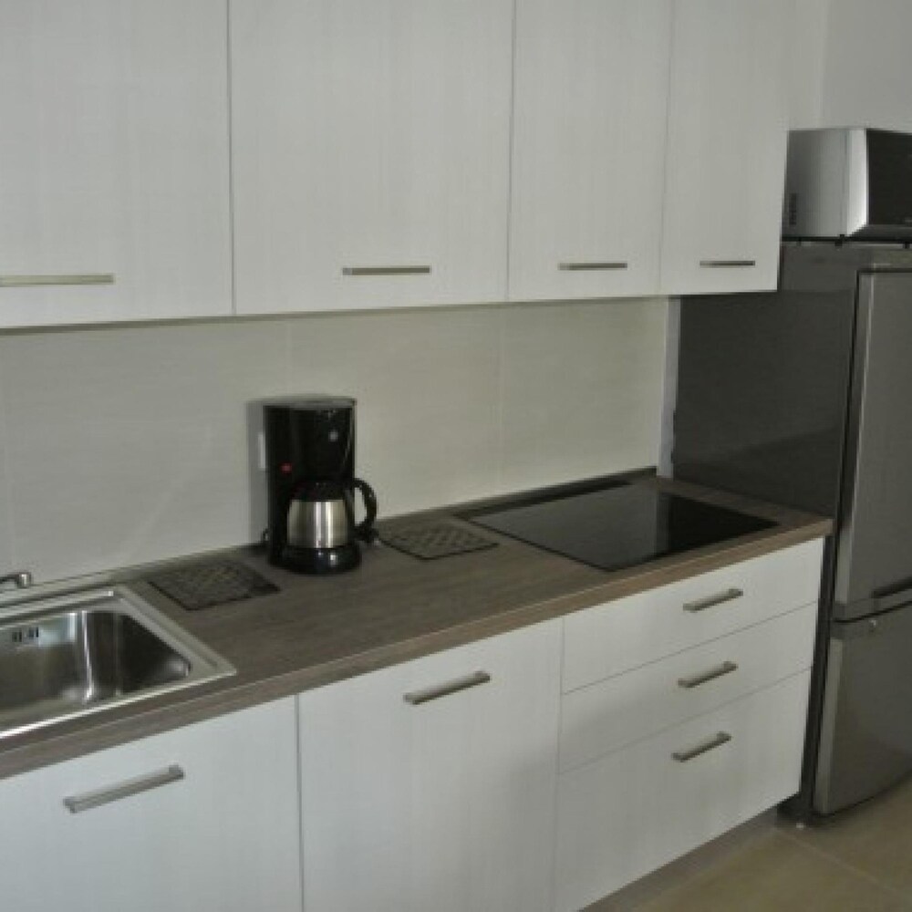 Photo 33